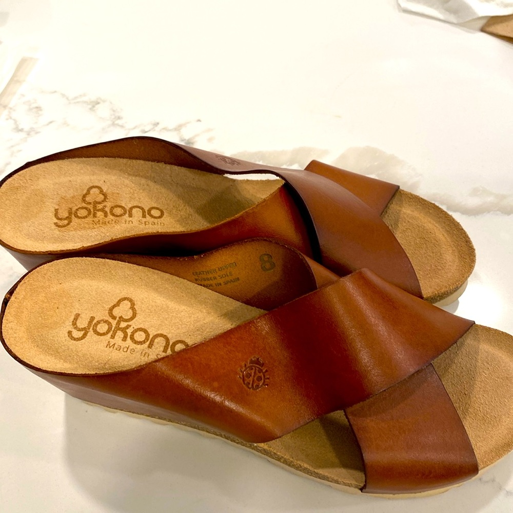 Yokono Brown Women’s cross band wedge Sandals. Sz 8 - Made in Spain. NWOT or box